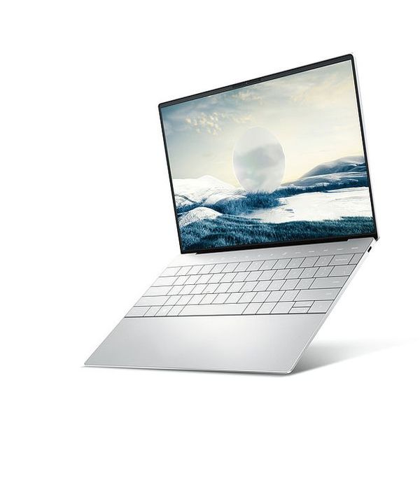 Dell XPS 13 Platinum Silver 2.jpeg